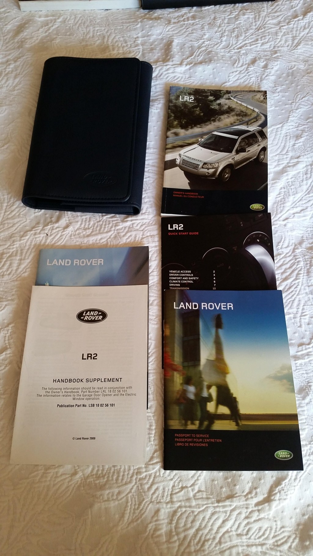 Picture of: Land Rover LR Owners Manual: Amazon
