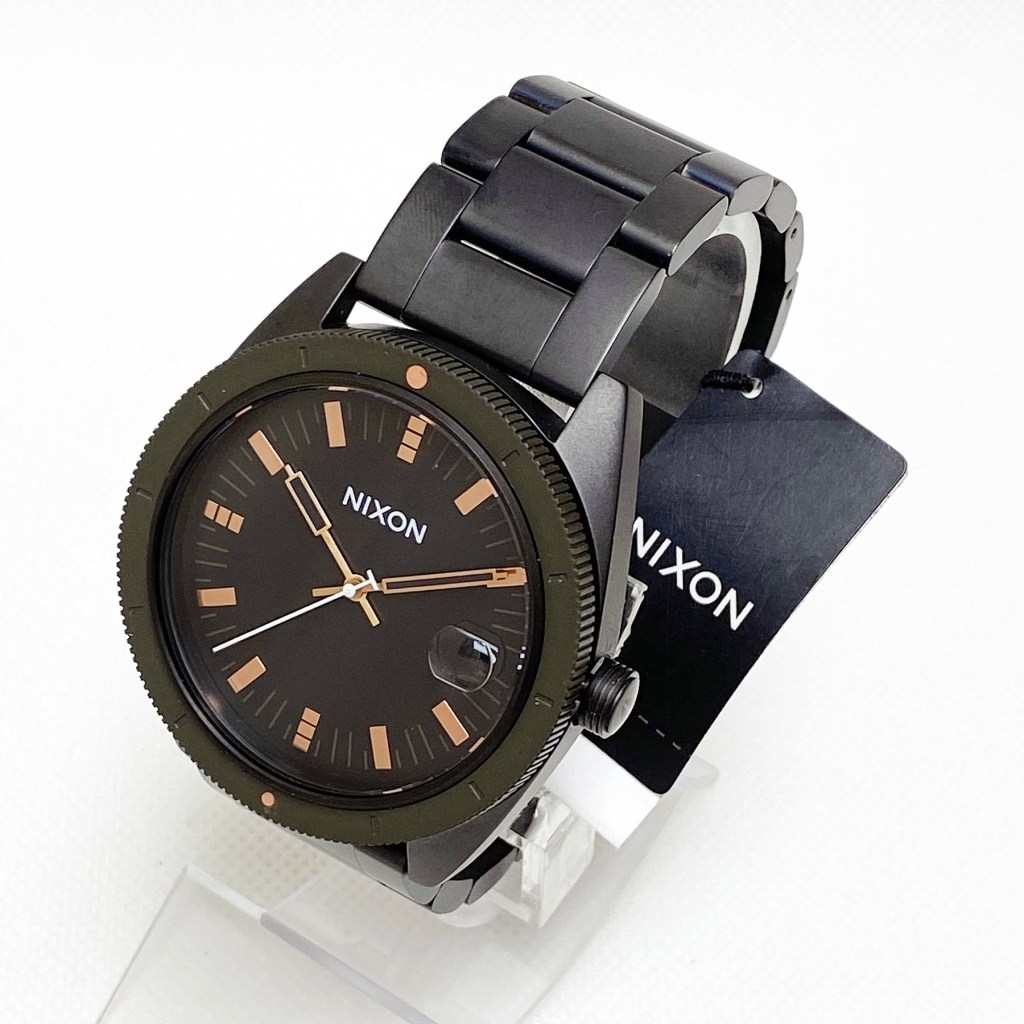 Picture of: Nixon ROVER SS II A