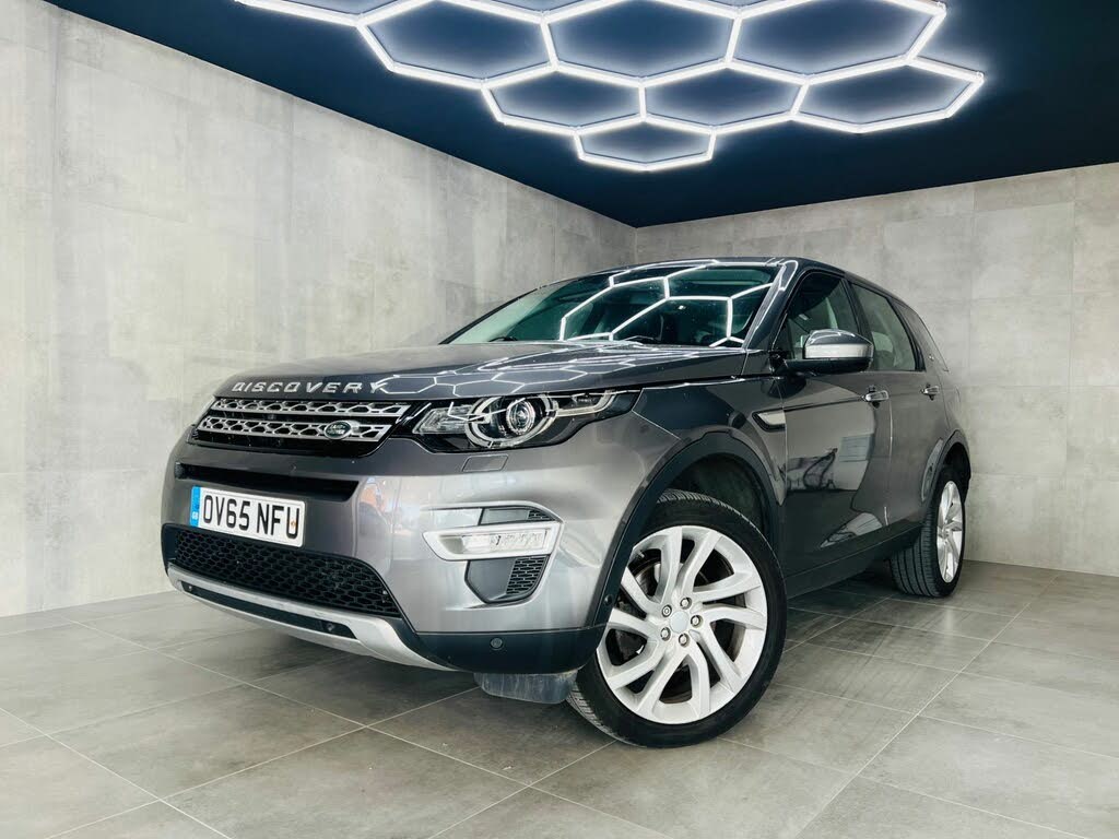 Picture of: Used Land Rover Discovery Sport with Manual gearbox for sale