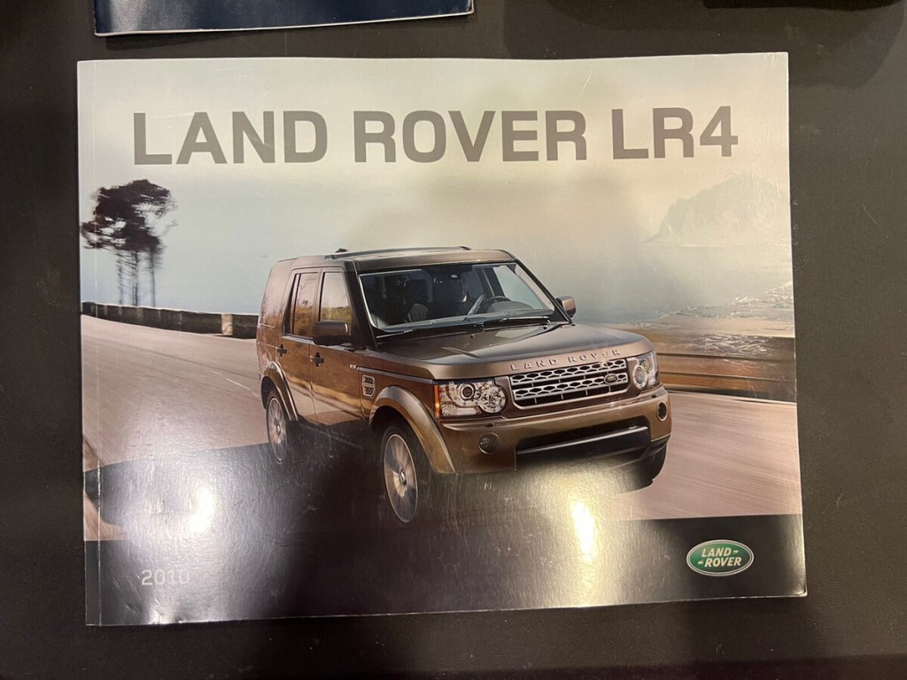 Picture of: Land Rover LR SE HSE Owners Manual & Navigation DVD Entertainment  Book Set