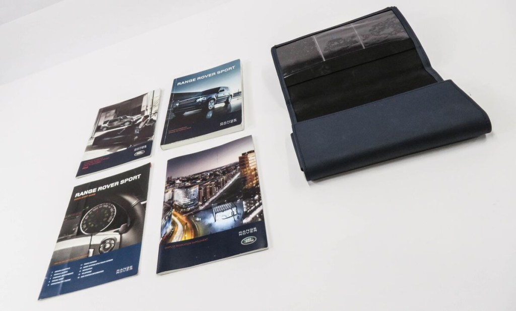 Picture of: RANGE ROVER SPORT (L) SUPERCHARGED – OWNERS MANUAL BOOK SET w/ CASE